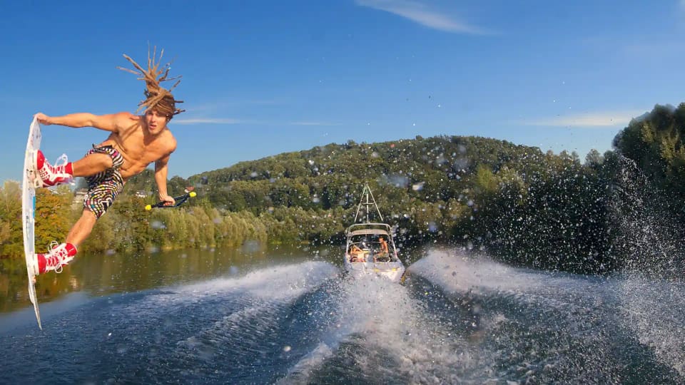 Daniel Fetz Wakeboarden